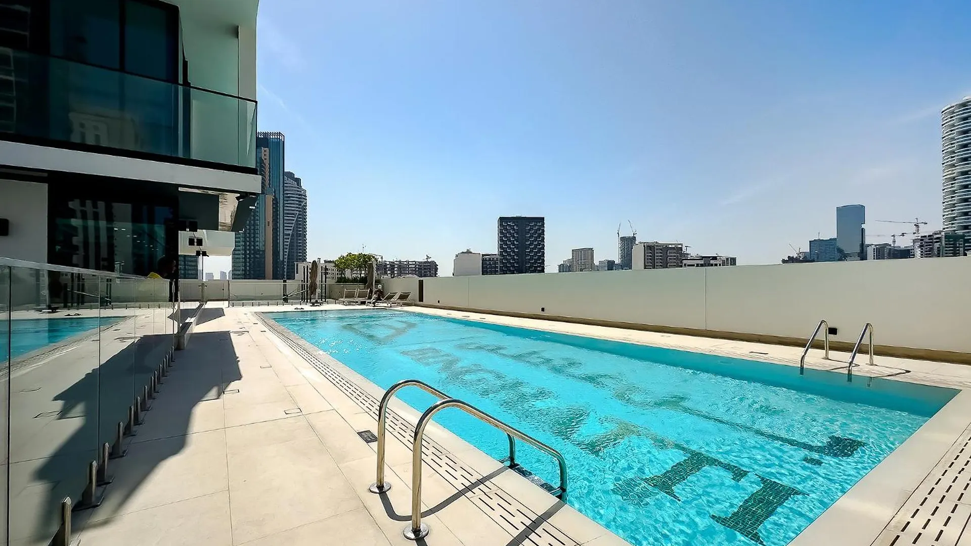 Cozy 1 Bedroom In Binghatti Venus Jvc Dubai 0*,