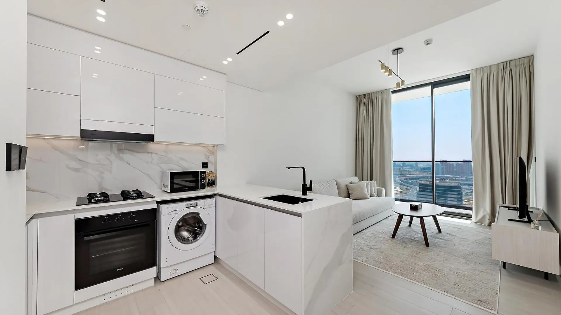 Cozy 1 Bedroom In Binghatti Venus Jvc Dubai 0*,  United Arab Emirates